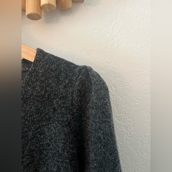 Philosophy women sweater grey v neck size small - Picture 3 of 9